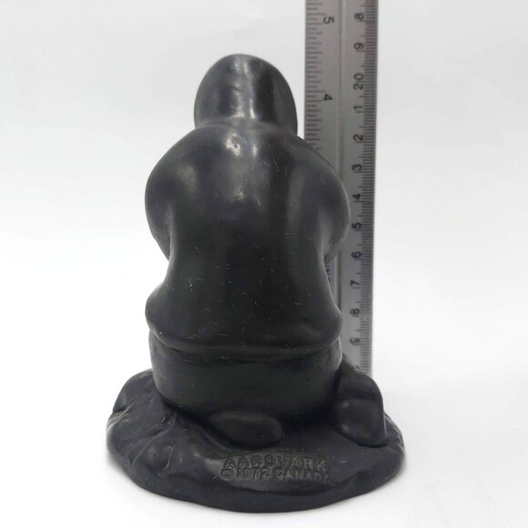 Aardvark Soapstone Carving Inuit Figurine Sculpture 1972 Canada 4.5 in Tall Vtg - Picture 6 of 7